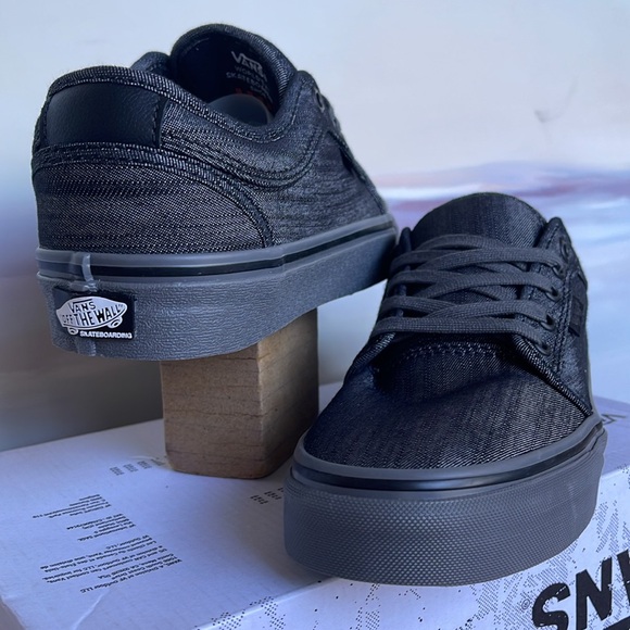 Vans WMNS Skate Chukka Low
Black/Grey/Denim
VN0A4BX45BR
Sneakers - Picture 9 of 16